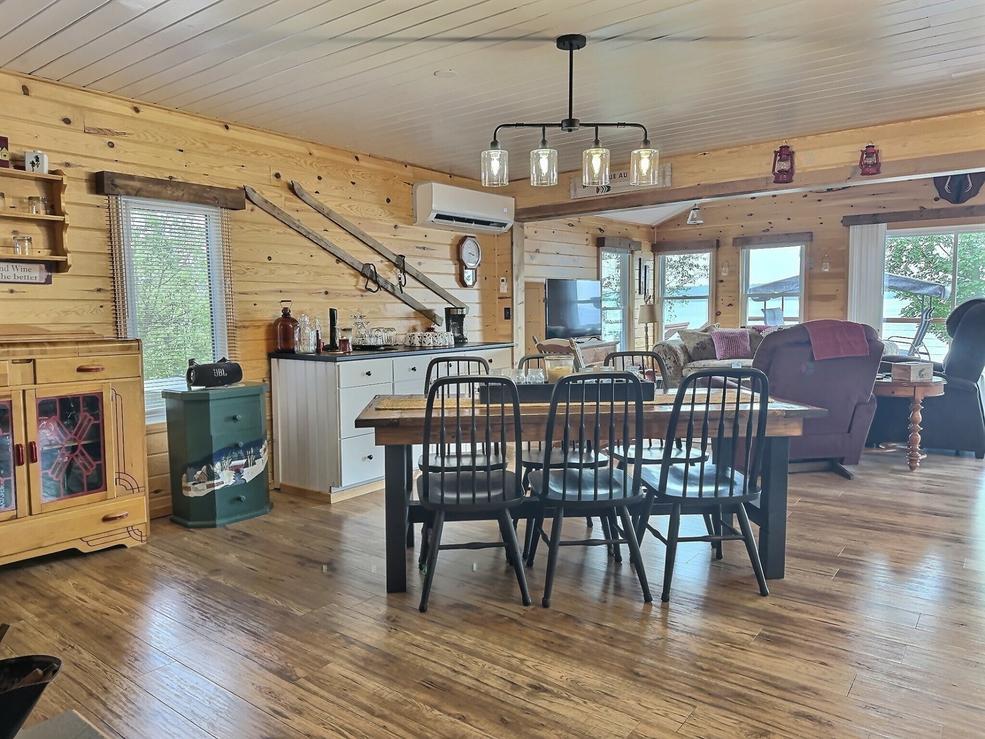 









1084


Mtée Carniel

,
Guérin,




QC
J0Z2E0

