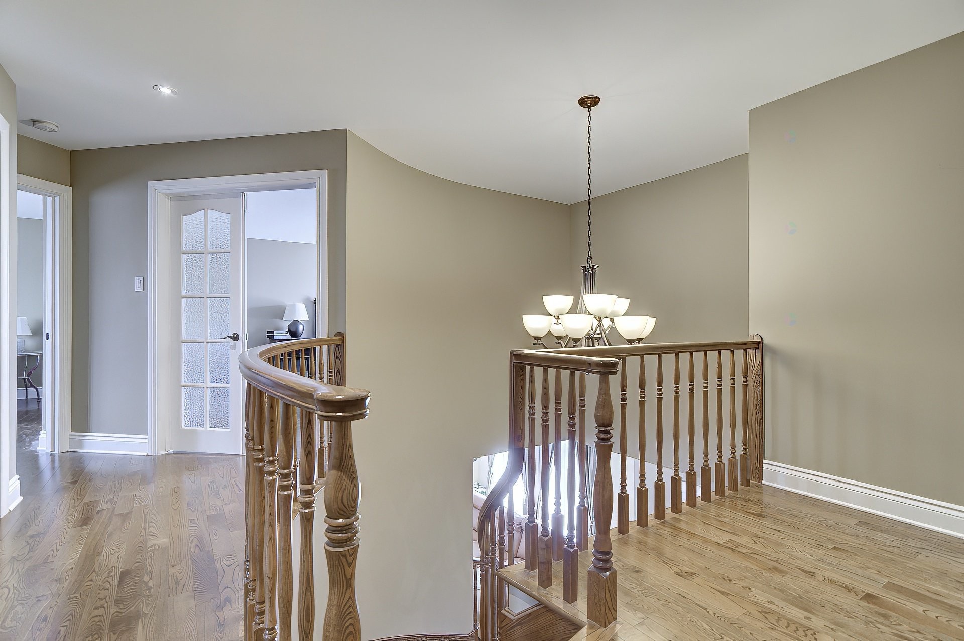 









8085


Rue de Lausanne

,
Brossard,




QC
J4Y0K3

