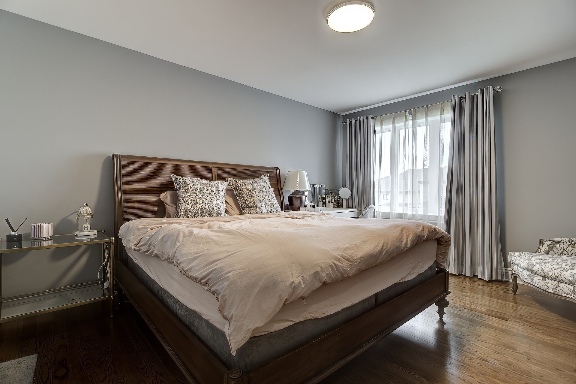 









8085


Rue de Lausanne

,
Brossard,




QC
J4Y0K3


