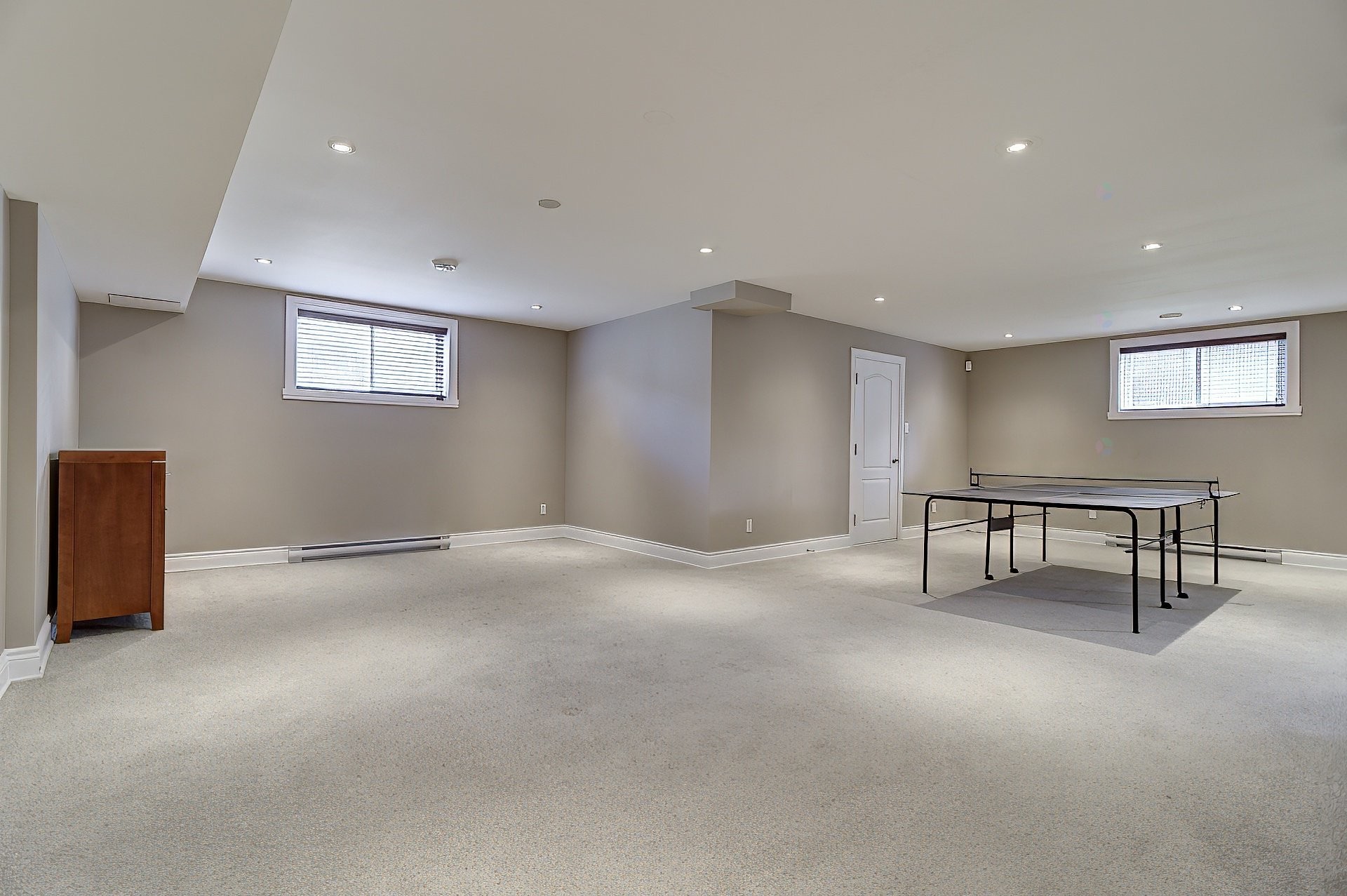 









8085


Rue de Lausanne

,
Brossard,




QC
J4Y0K3

