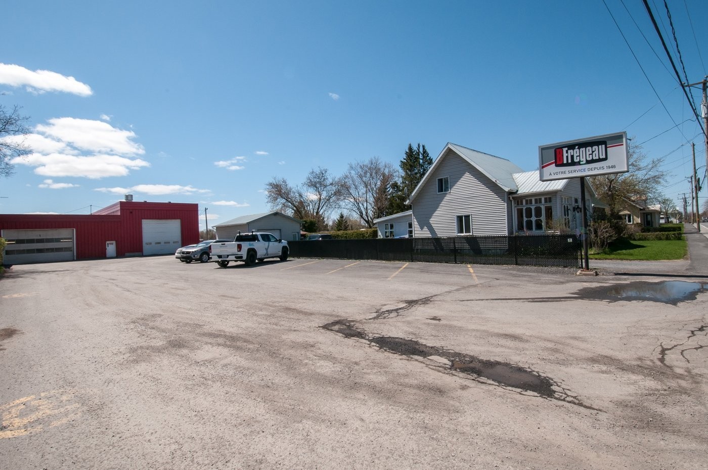 









402


Rue St-Denis

,
Saint-Alexandre,




QC
J0J1S0

