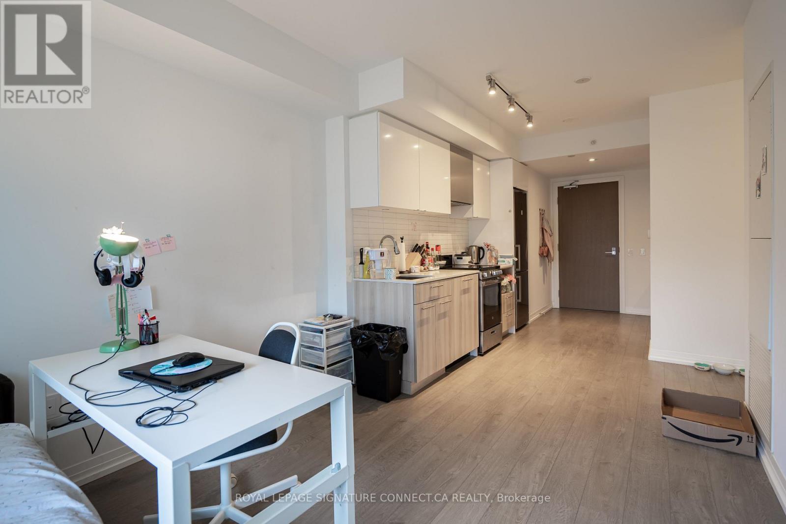












1603 - 251 JARVIS STREET

,
Toronto,




Ontario
M5B0C3

