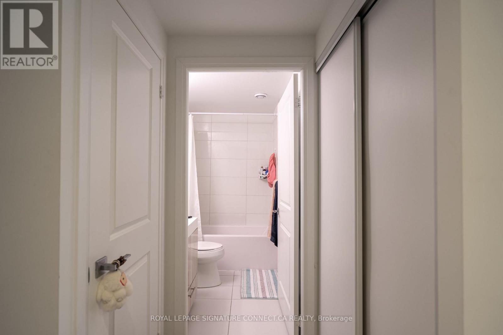 












1603 - 251 JARVIS STREET

,
Toronto,




Ontario
M5B0C3

