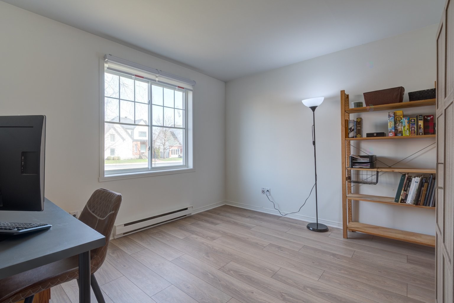 









374


Rue de Dijon

,
Boucherville,




QC
J4B8G1

