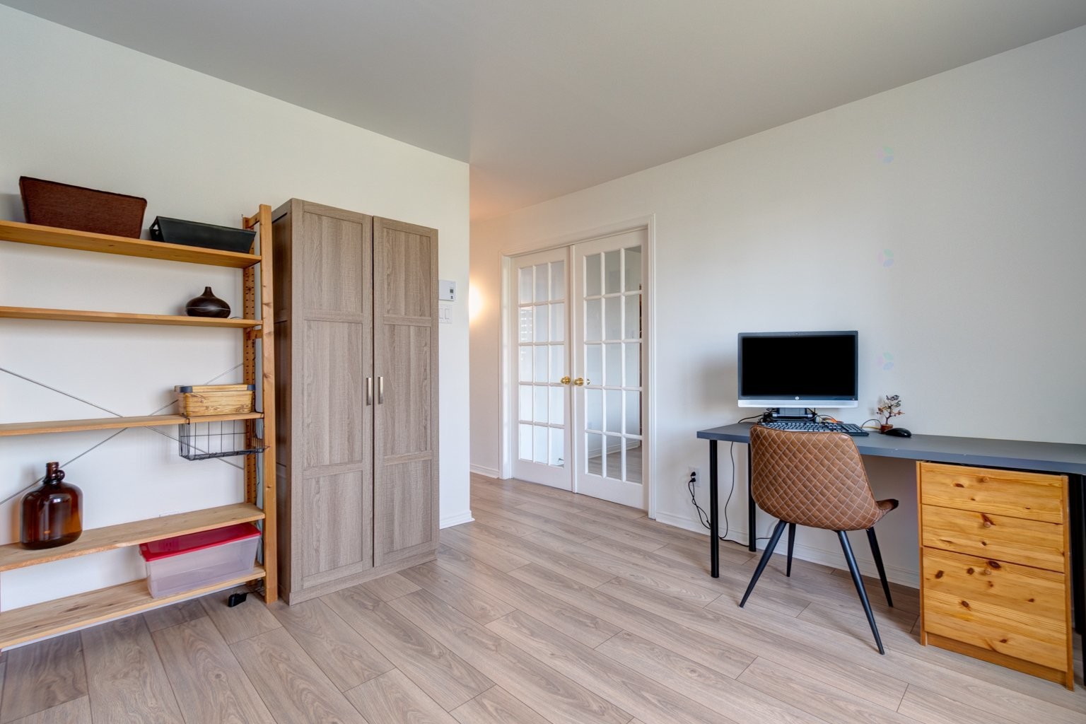 









374


Rue de Dijon

,
Boucherville,




QC
J4B8G1

