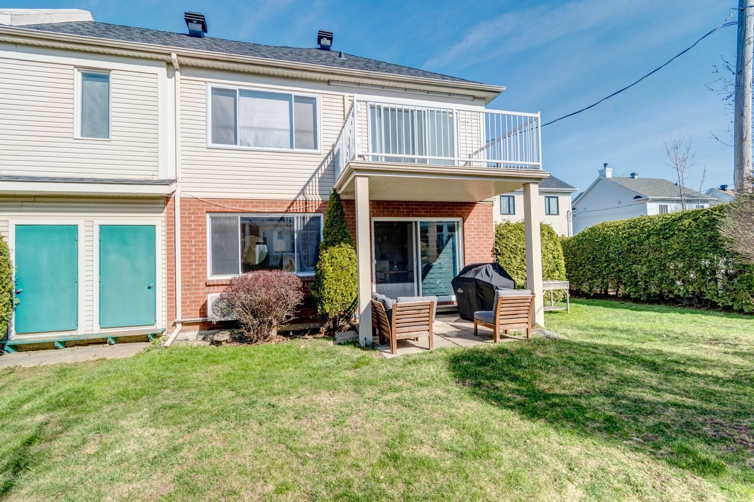 









374


Rue de Dijon

,
Boucherville,




QC
J4B8G1


