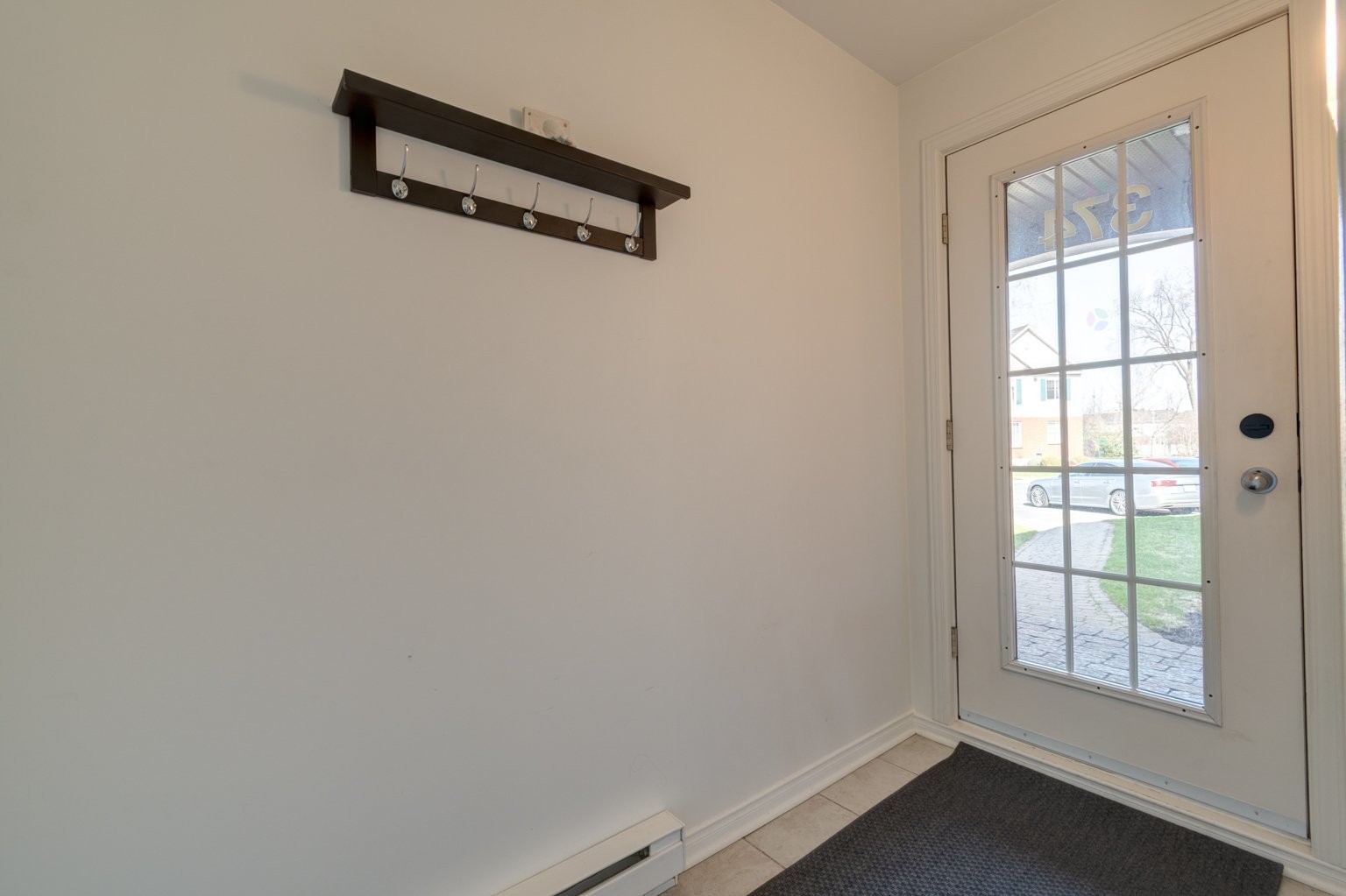 









374


Rue de Dijon

,
Boucherville,




QC
J4B8G1

