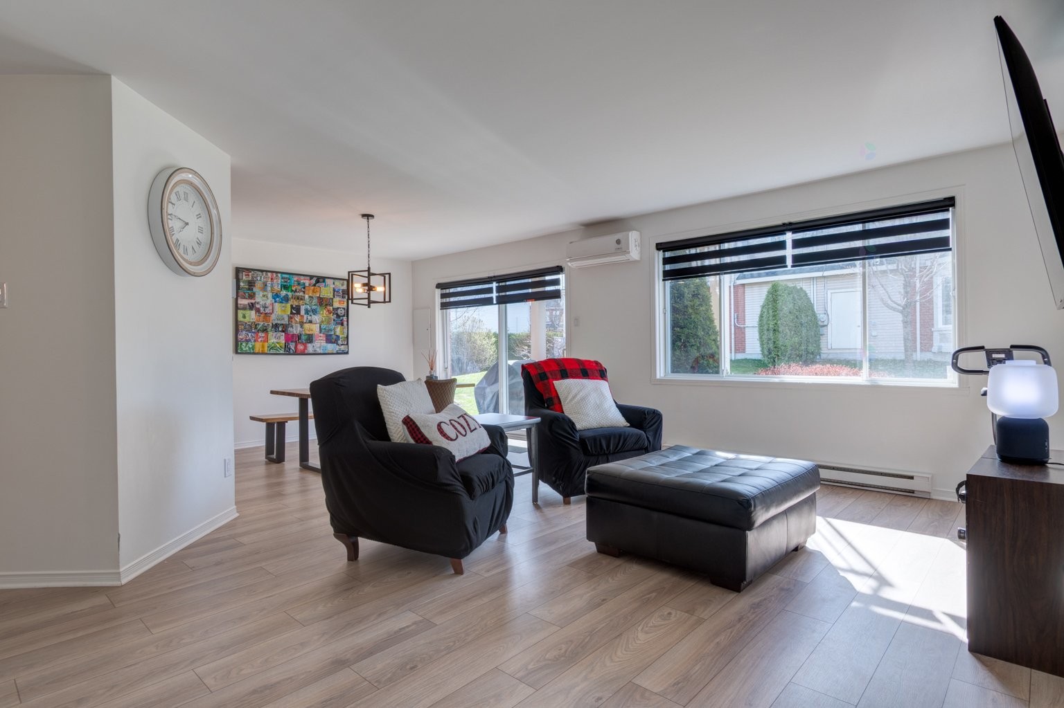 









374


Rue de Dijon

,
Boucherville,




QC
J4B8G1

