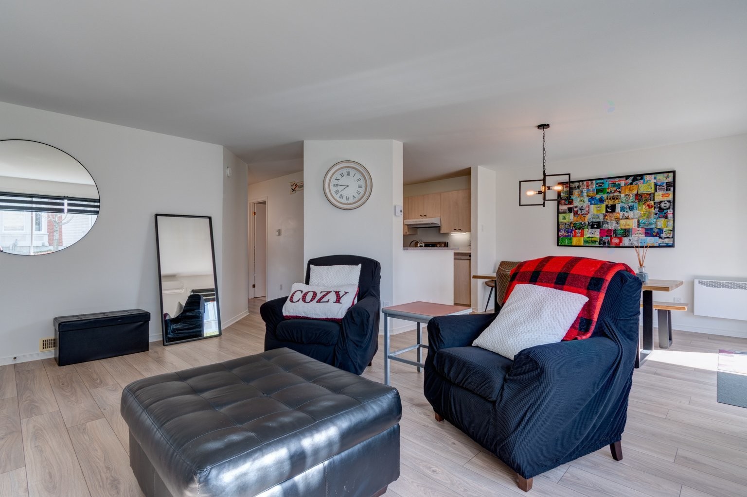 









374


Rue de Dijon

,
Boucherville,




QC
J4B8G1

