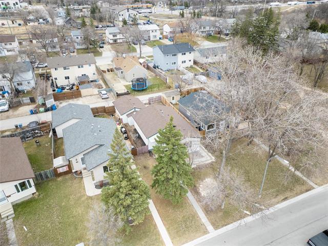 









18


Dorge

DR,
Winnipeg,




MB
R3V 1M4

