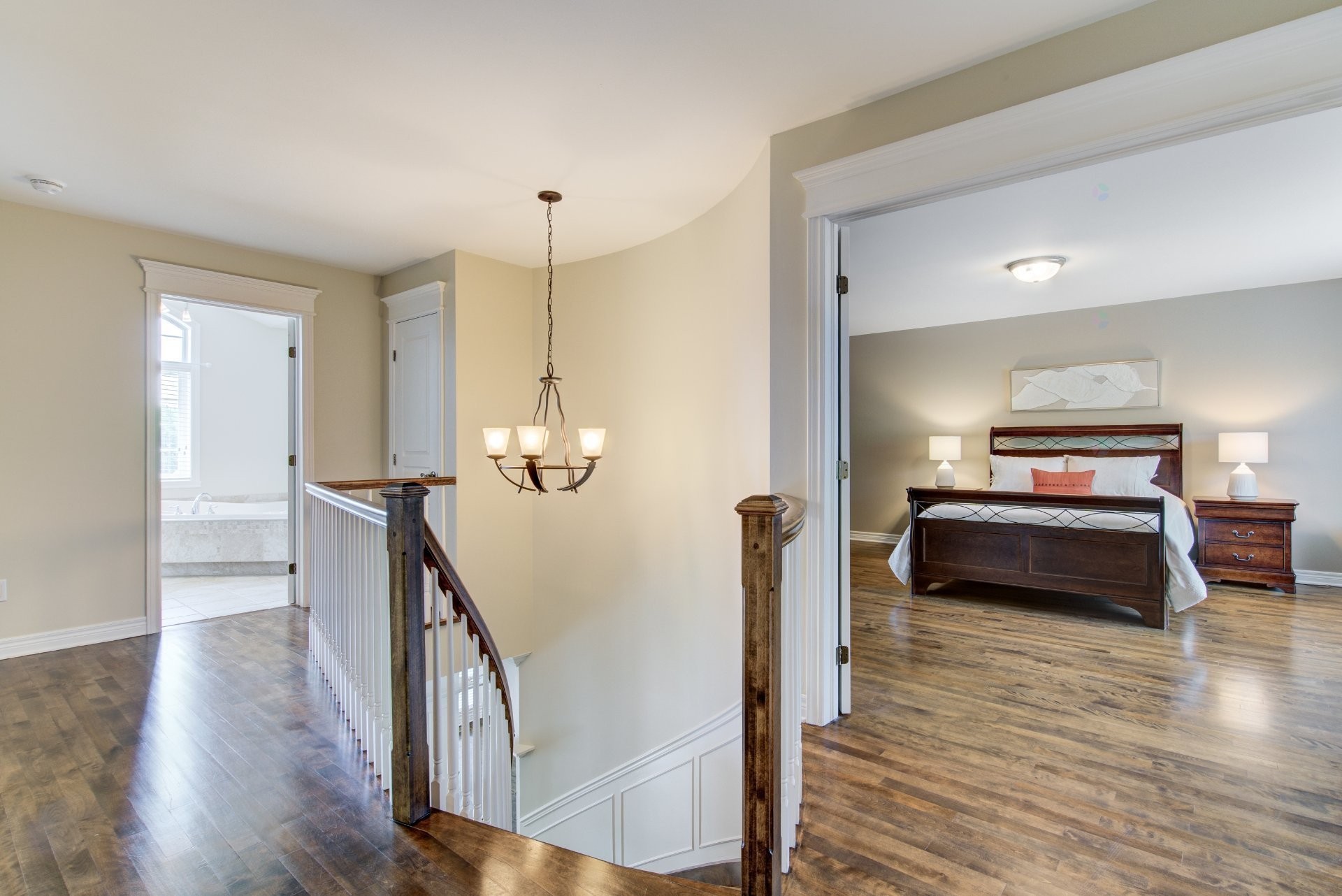 









53


Rue de Chaumont

,
Blainville,




QC
J7B6B4

