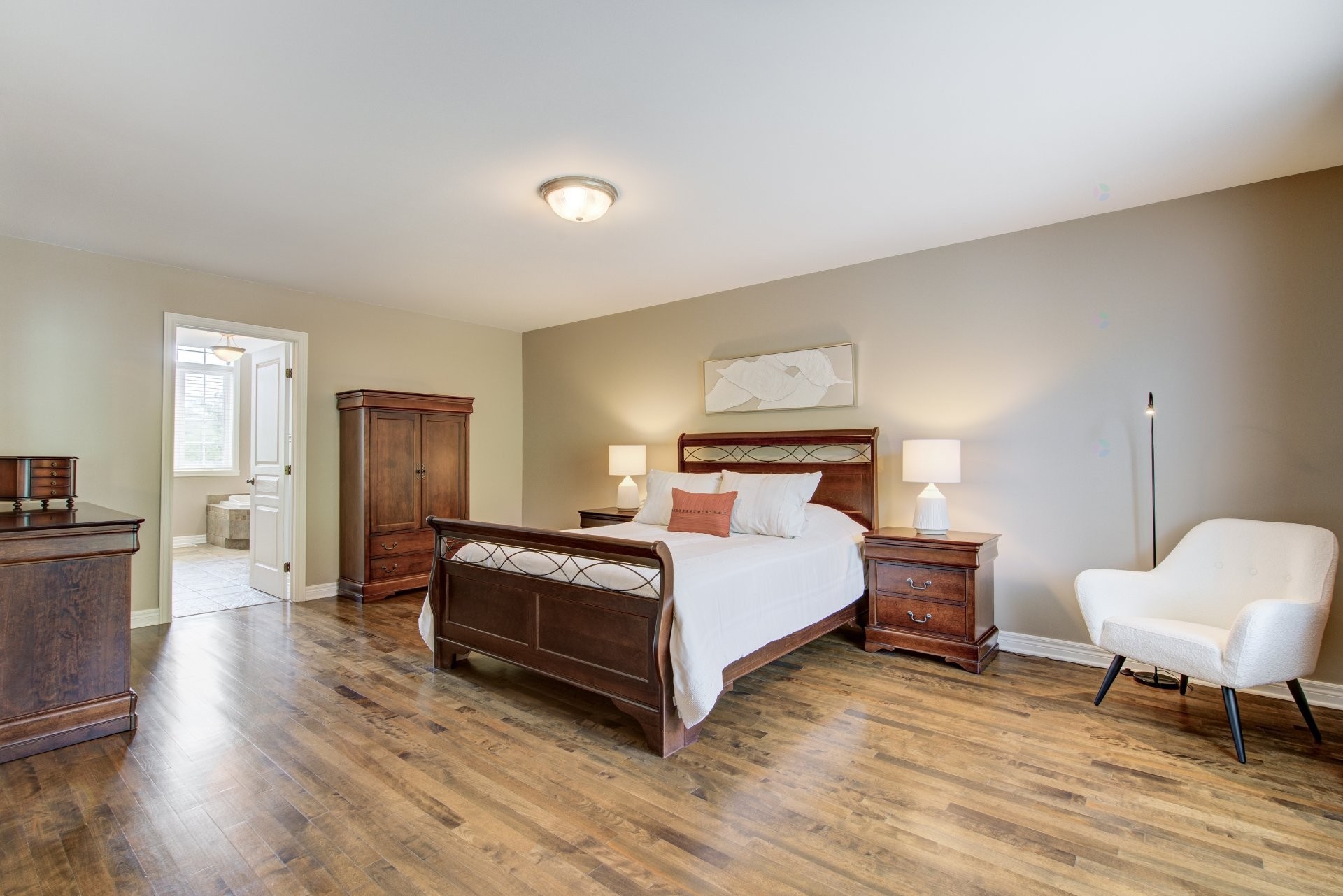 









53


Rue de Chaumont

,
Blainville,




QC
J7B6B4

