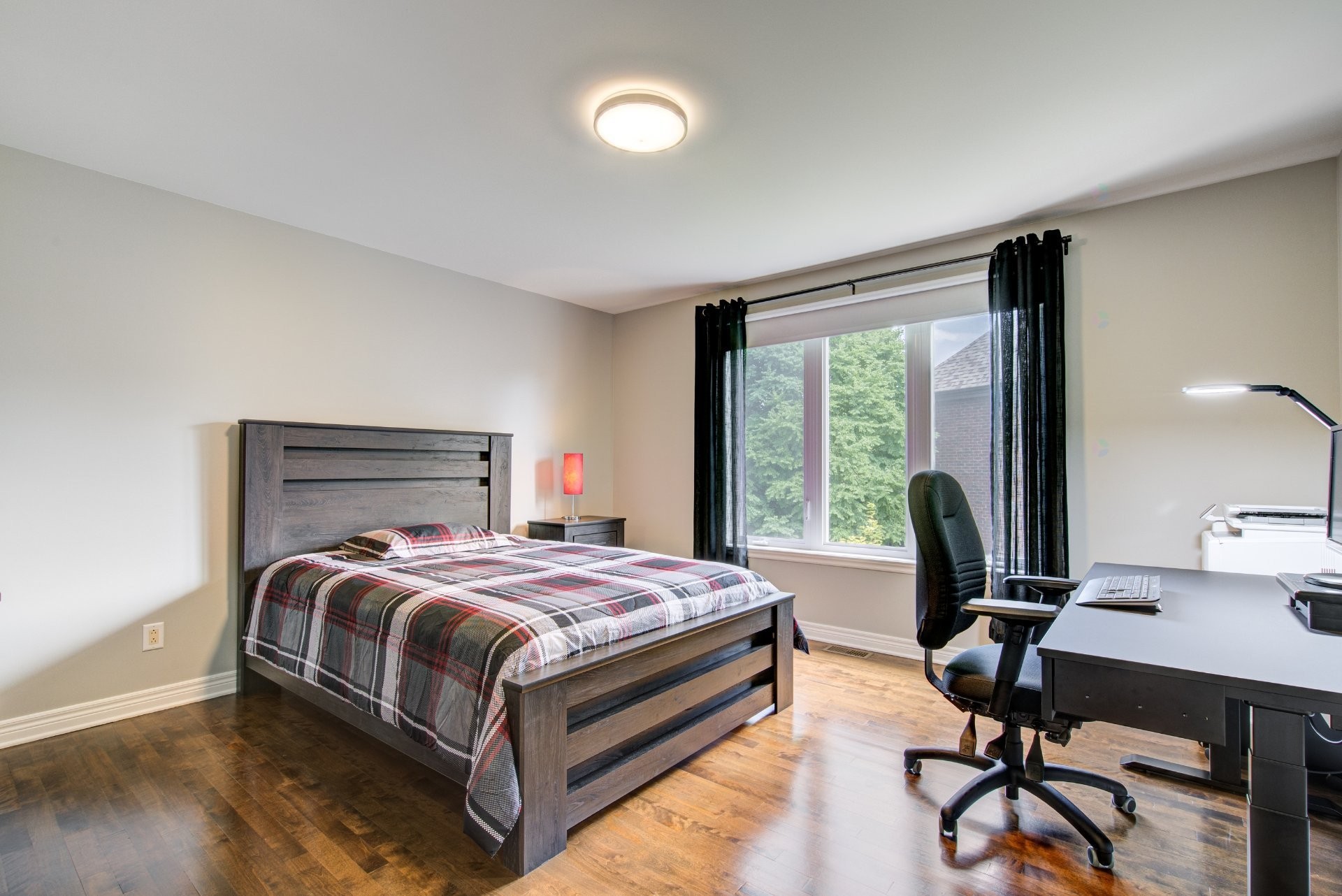 









53


Rue de Chaumont

,
Blainville,




QC
J7B6B4

