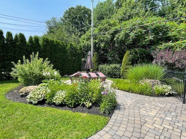 









53


Rue de Chaumont

,
Blainville,




QC
J7B6B4

