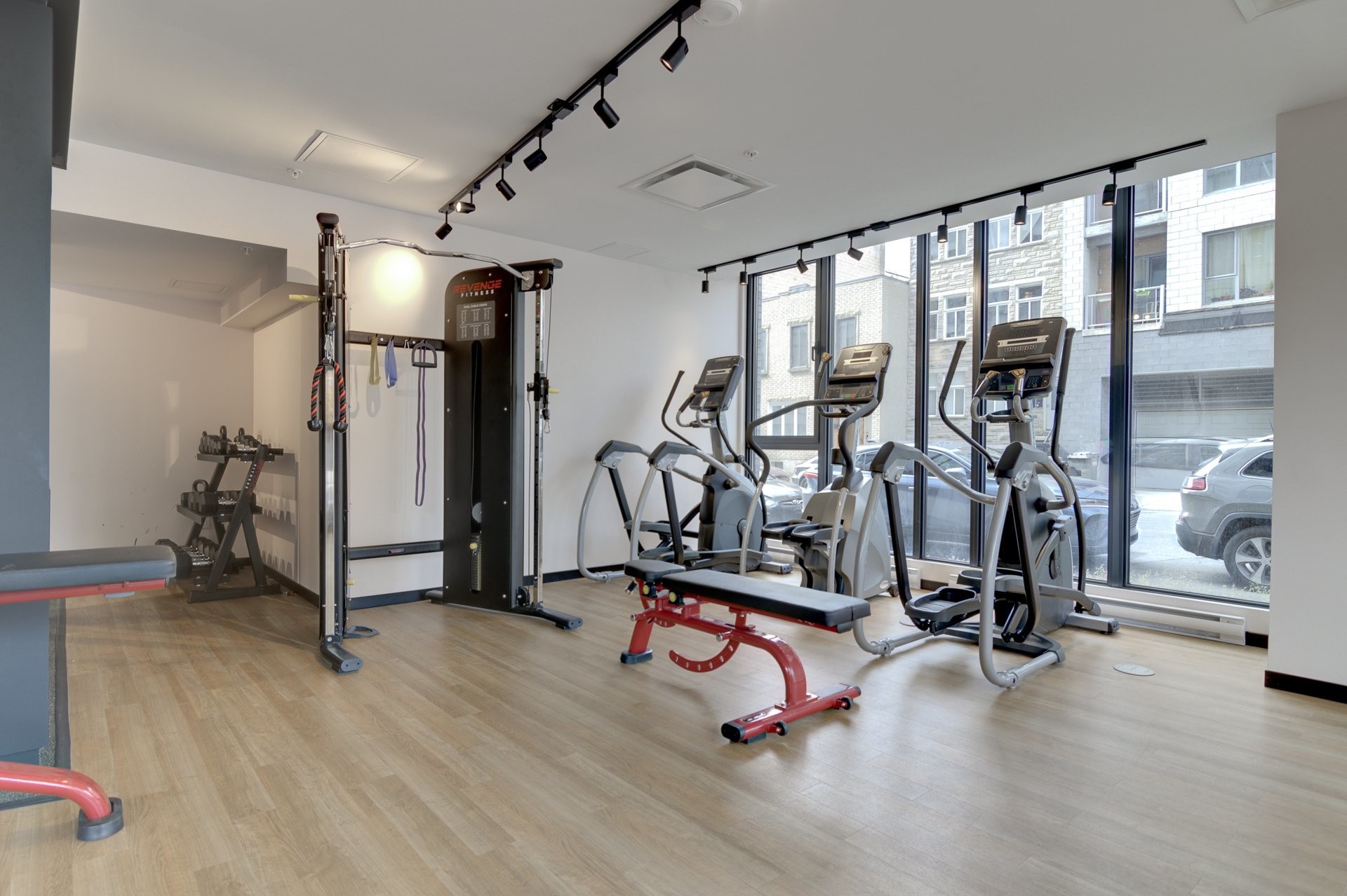 









1150


Boul. René-Lévesque E.

, 523,
Montréal (Ville-Marie),




QC
H2L0J6

