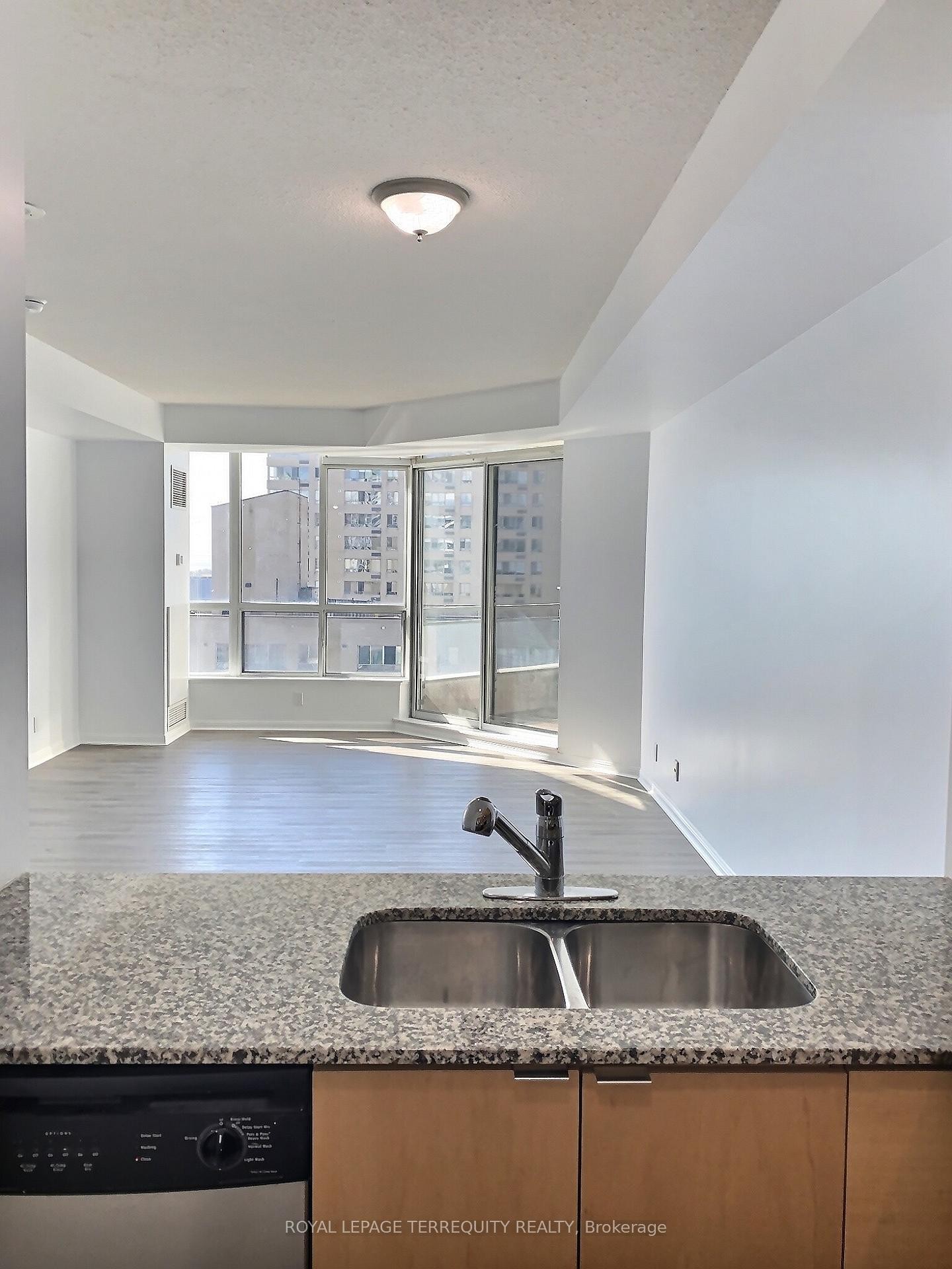 









230


Queens

Quay West, 2322,
Toronto,




ON
M5J 2Y7

