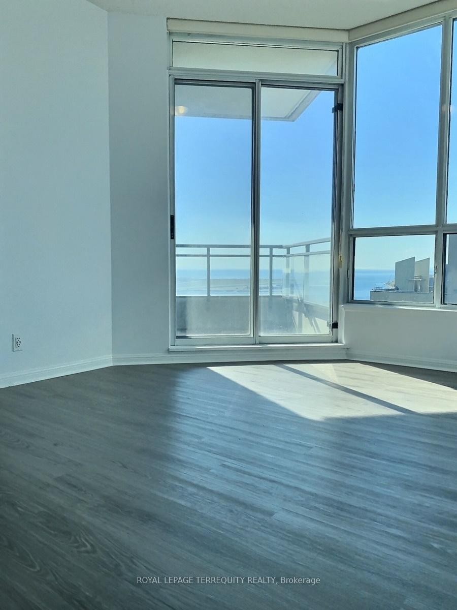 









230


Queens

Quay West, 2322,
Toronto,




ON
M5J 2Y7

