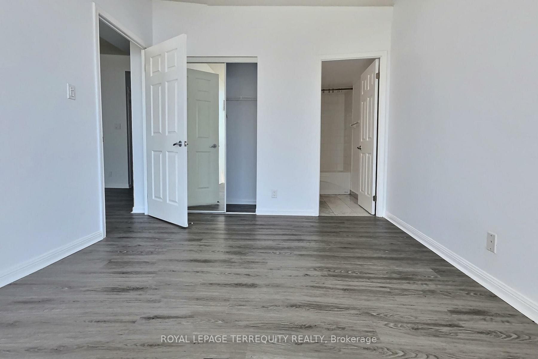 









230


Queens

Quay West, 2322,
Toronto,




ON
M5J 2Y7

