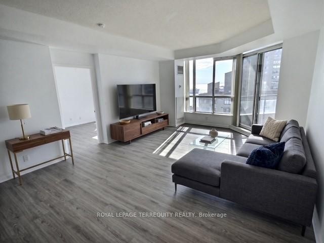 









230


Queens

Quay West, 2322,
Toronto,




ON
M5J 2Y7

