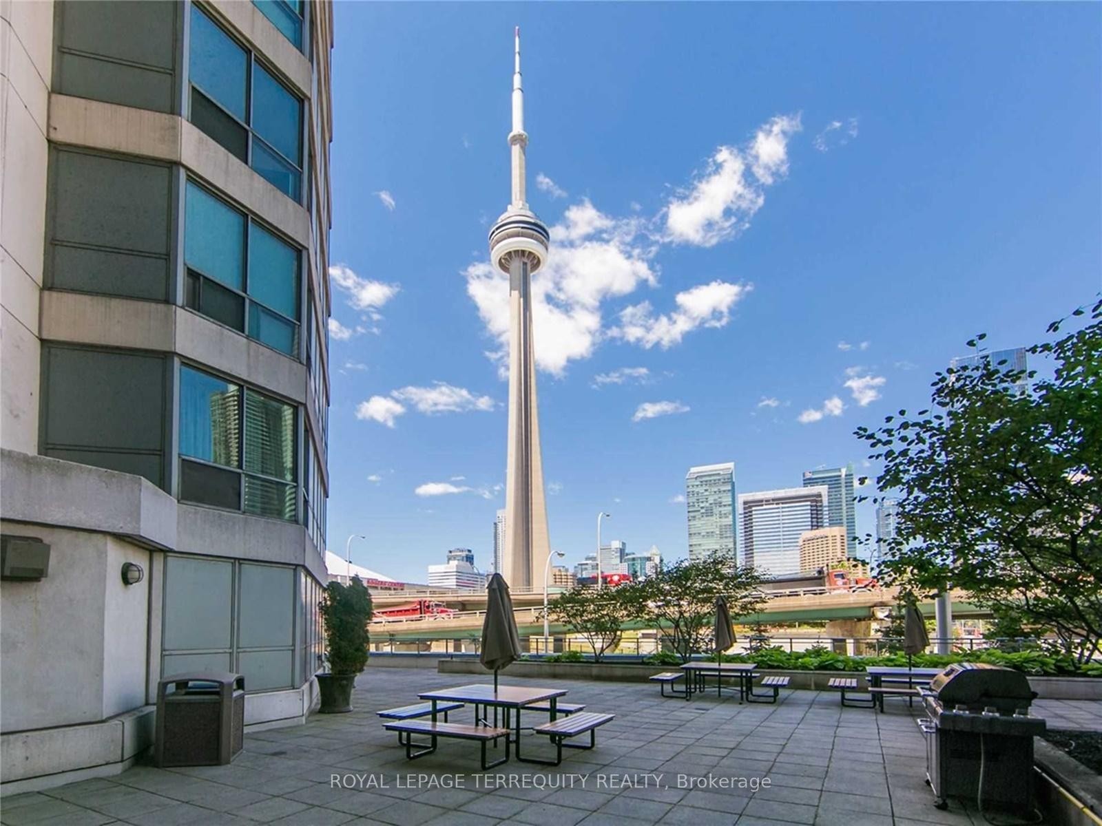 









230


Queens

Quay West, 2322,
Toronto,




ON
M5J 2Y7

