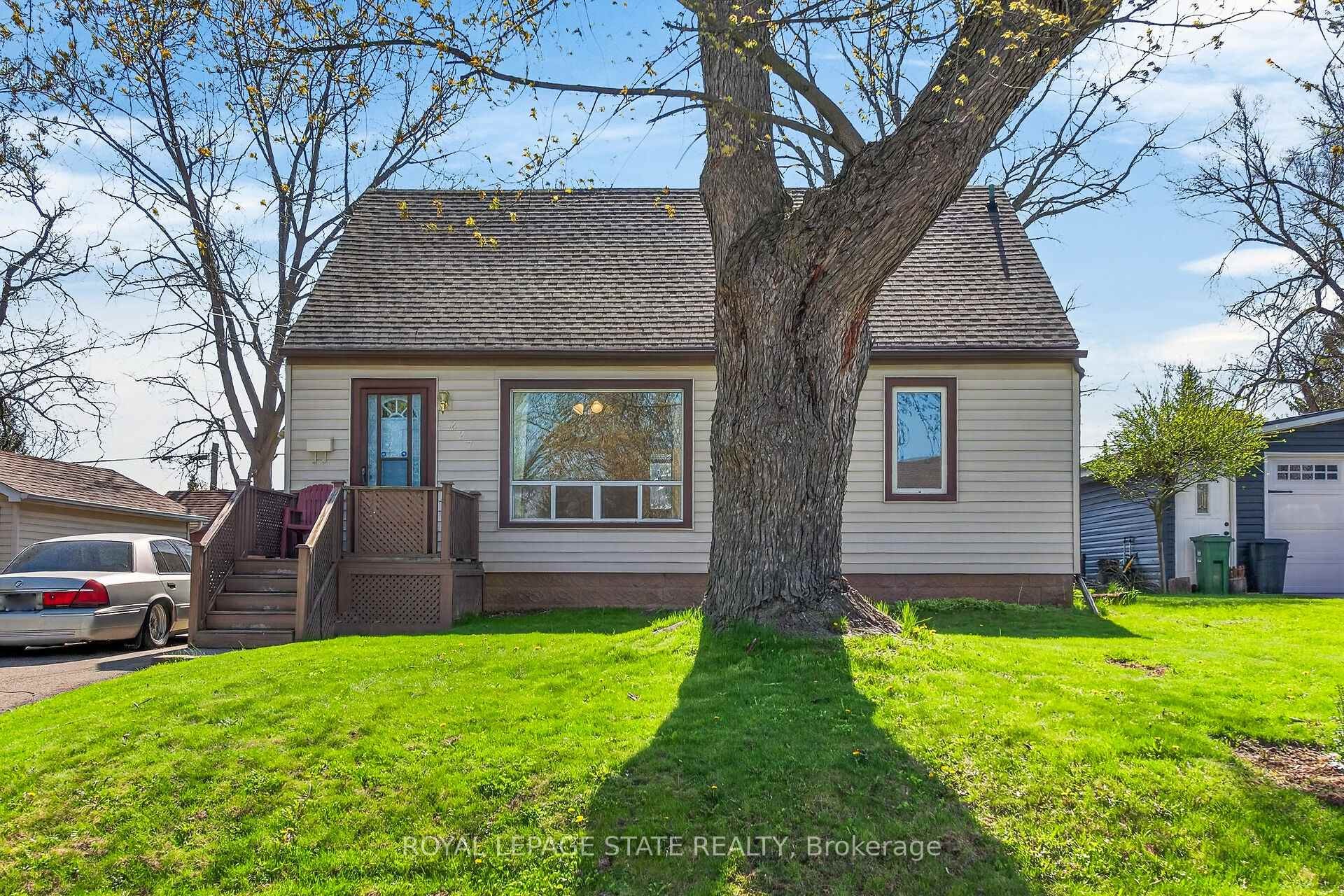









227


West 19th

Street,
Hamilton,




ON
L9C 4J3


