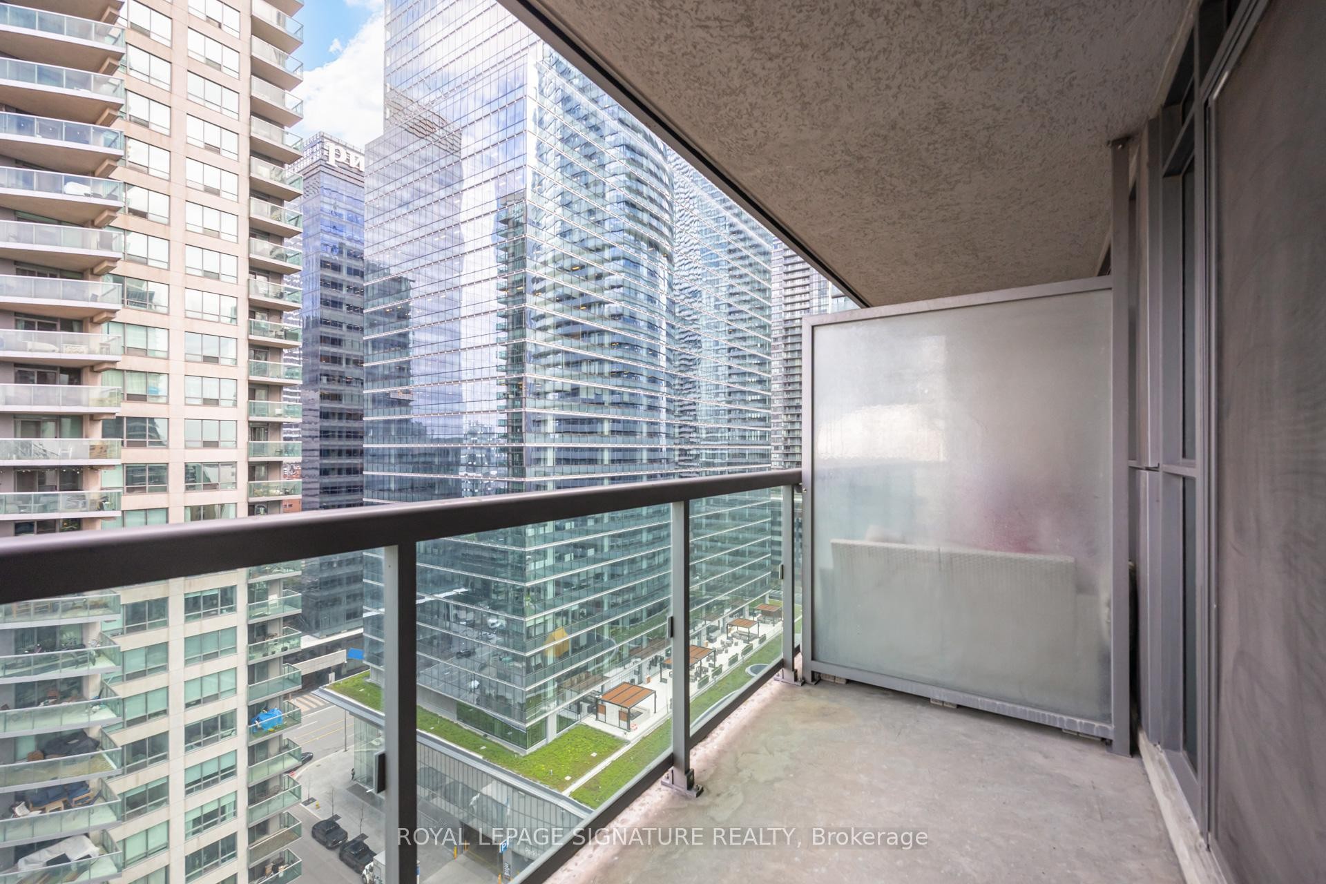 









19


Grand Trunk

Crescent, 2103,
Toronto,




ON
M5J 3A3

