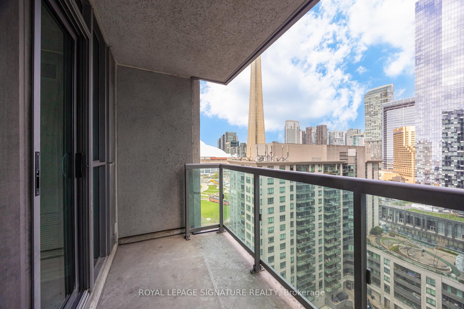 









19


Grand Trunk

Crescent, 2103,
Toronto,




ON
M5J 3A3

