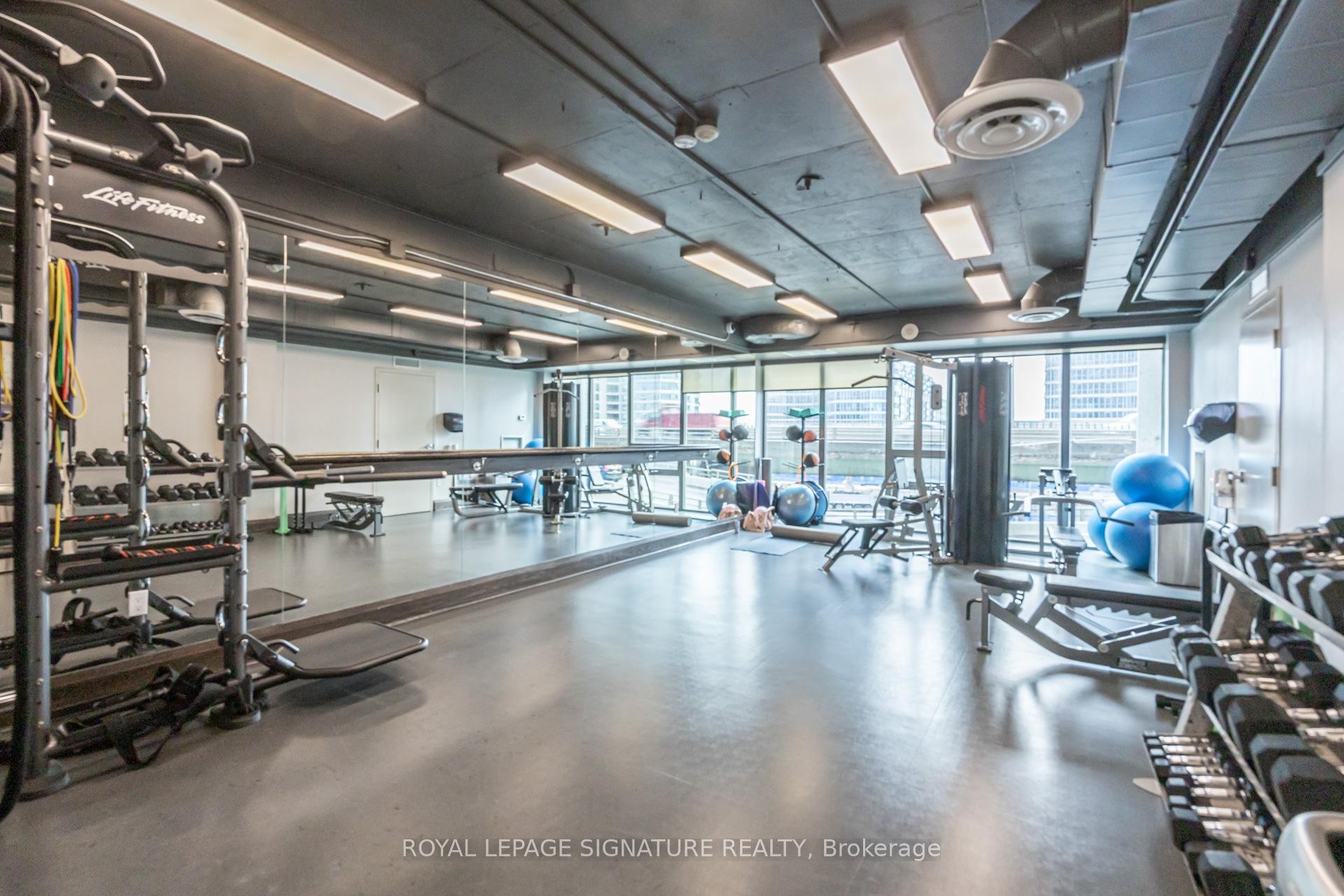 









19


Grand Trunk

Crescent, 2103,
Toronto,




ON
M5J 3A3

