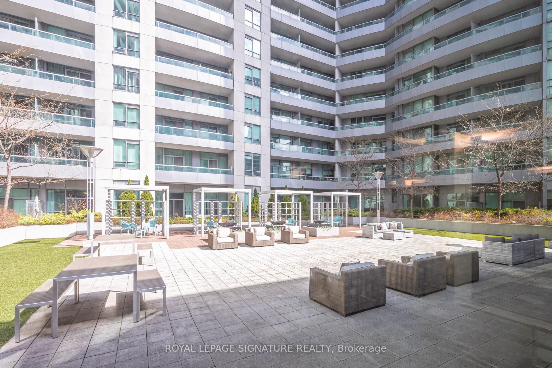 









19


Grand Trunk

Crescent, 2103,
Toronto,




ON
M5J 3A3

