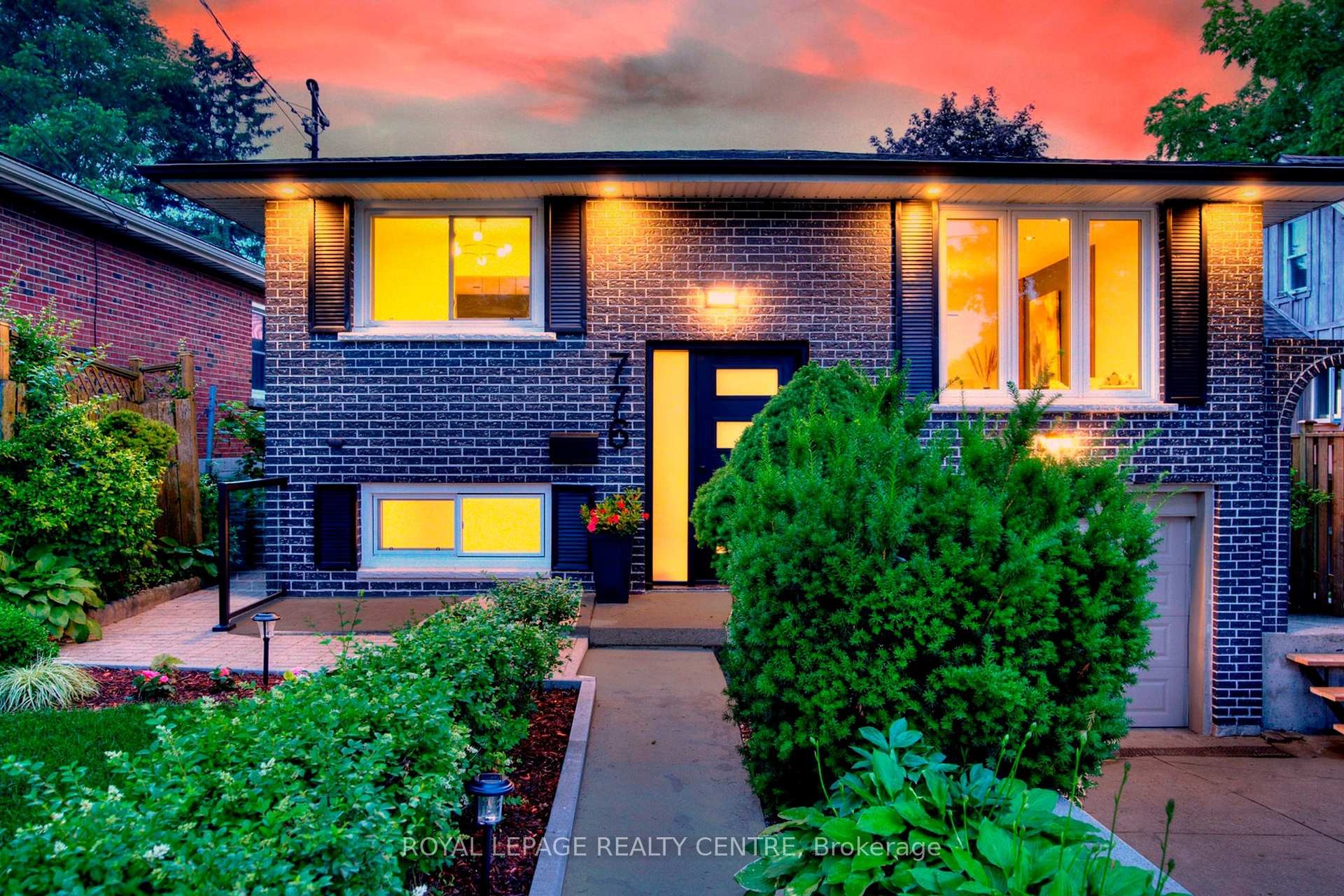 









776


Garth

Street,
Hamilton,




ON
L9C 4K4

