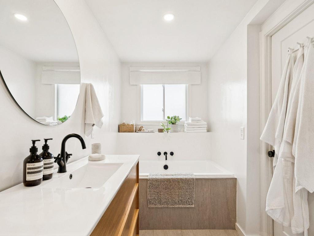 









29


Rue Chapleau

,
Terrebonne (Terrebonne),




QC
J6W2S8

