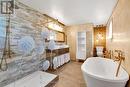 Front House-5 pc bath