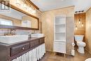 Front House-spacious bathroom