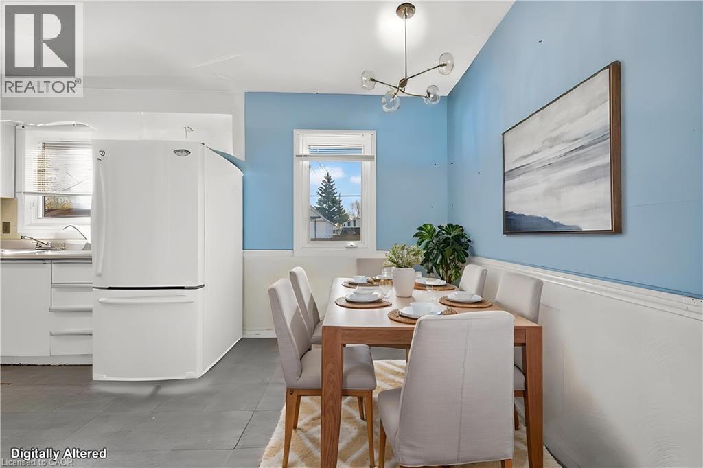 












227 WEST 19TH Street

,
Hamilton,




Ontario
L9C4J3

