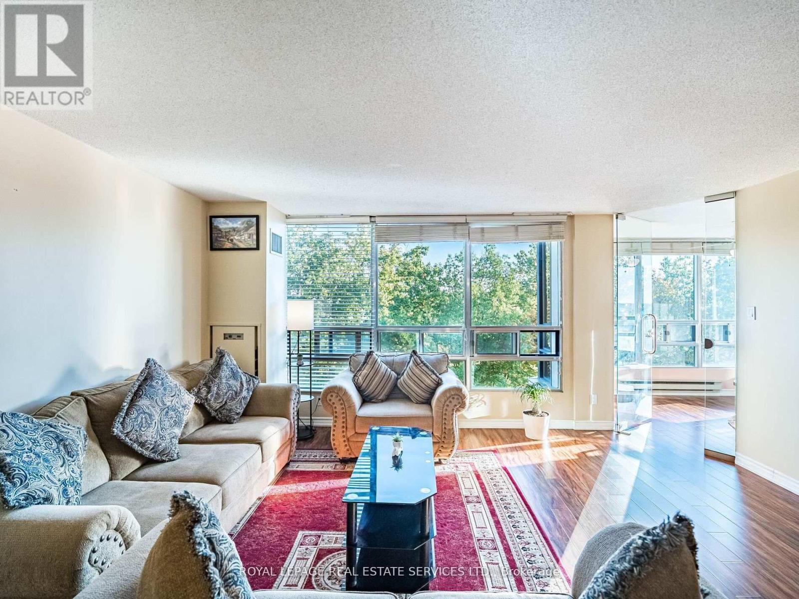 












512 - 310 MILL STREET S

,
Brampton,




Ontario
L6Y3B1

