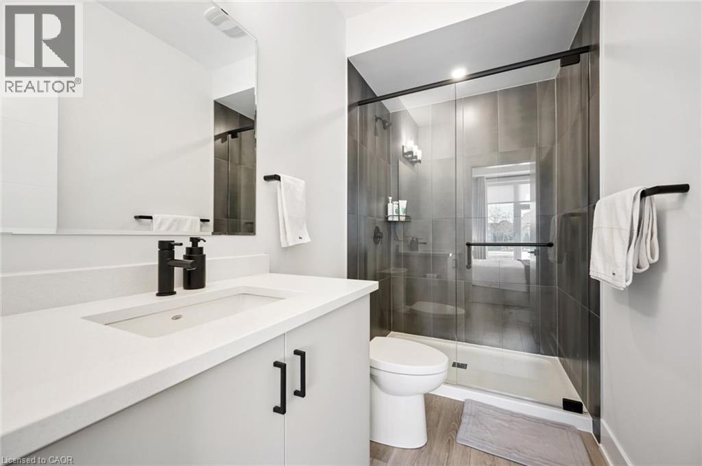 












271 GREY SILO Road Unit# 42

,
Waterloo,




Ontario
N2K0E9

