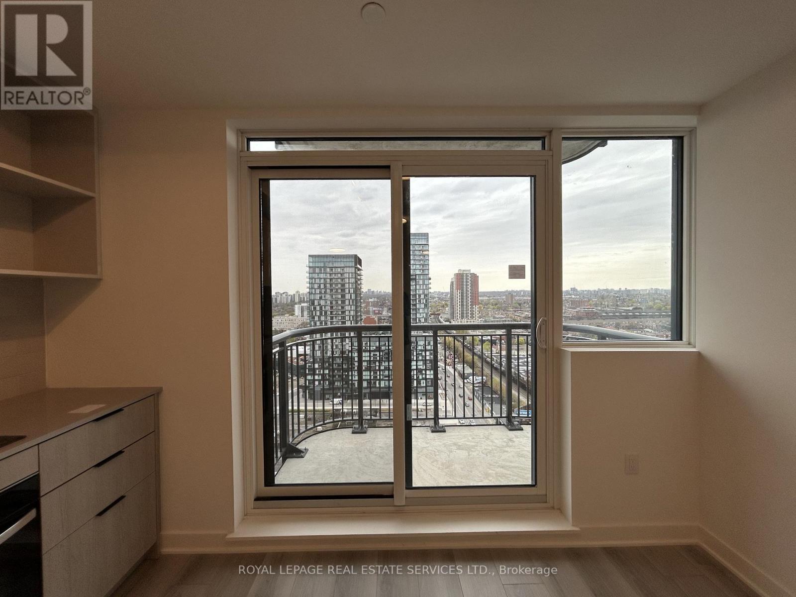 












1811 - 1185 DUPONT STREET

,
Toronto,




Ontario
M6H0G5

