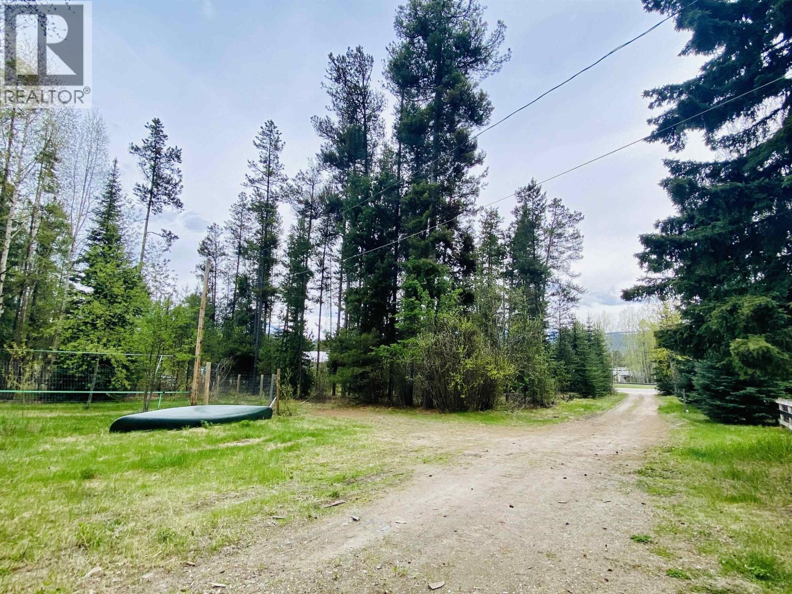 












1010 MAIN STREET

,
Valemount,




British Columbia
V0E2Z0

