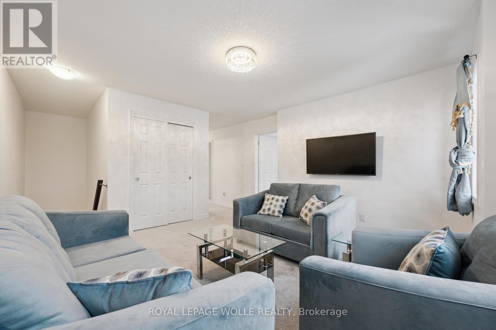 












308 FREURE DRIVE

,
Cambridge,




Ontario
N1S0C1

