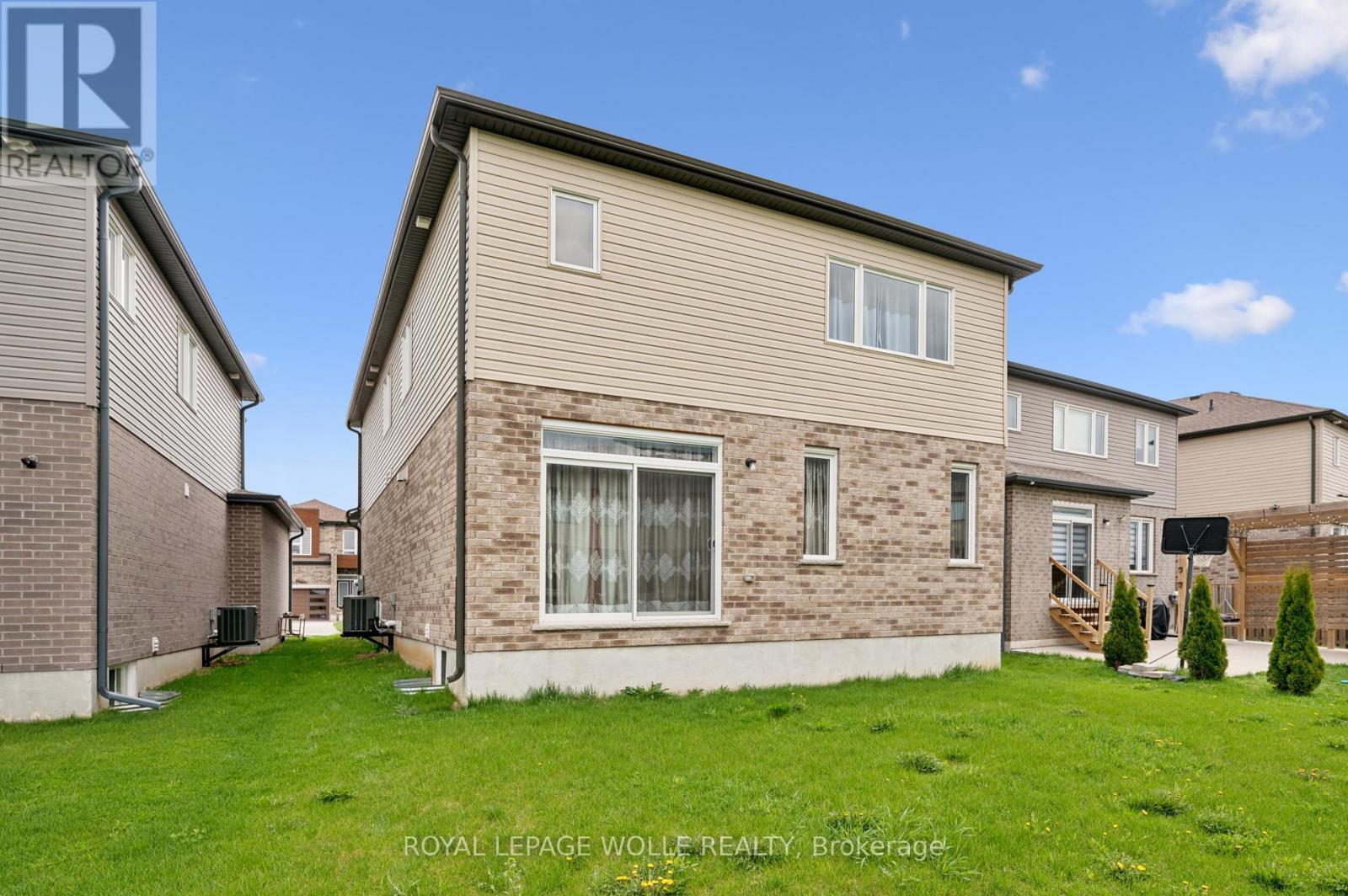 












308 FREURE DRIVE

,
Cambridge,




Ontario
N1S0C1

