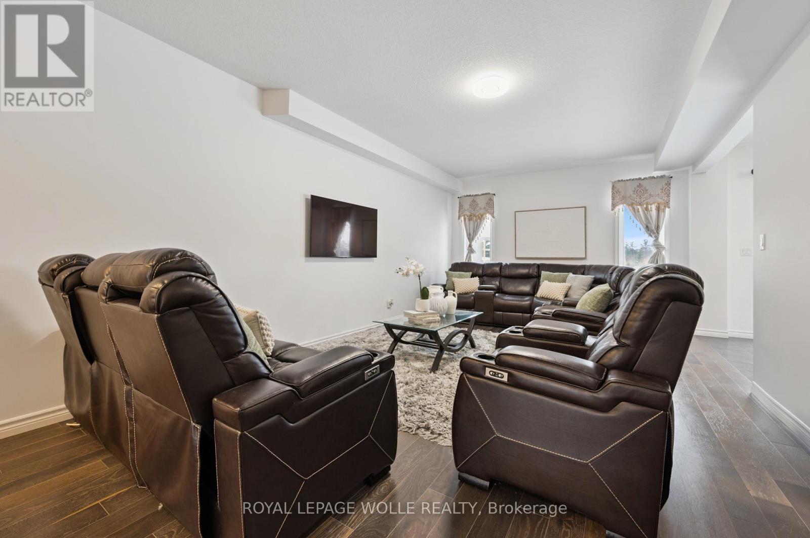 












308 FREURE DRIVE

,
Cambridge,




Ontario
N1S0C1

