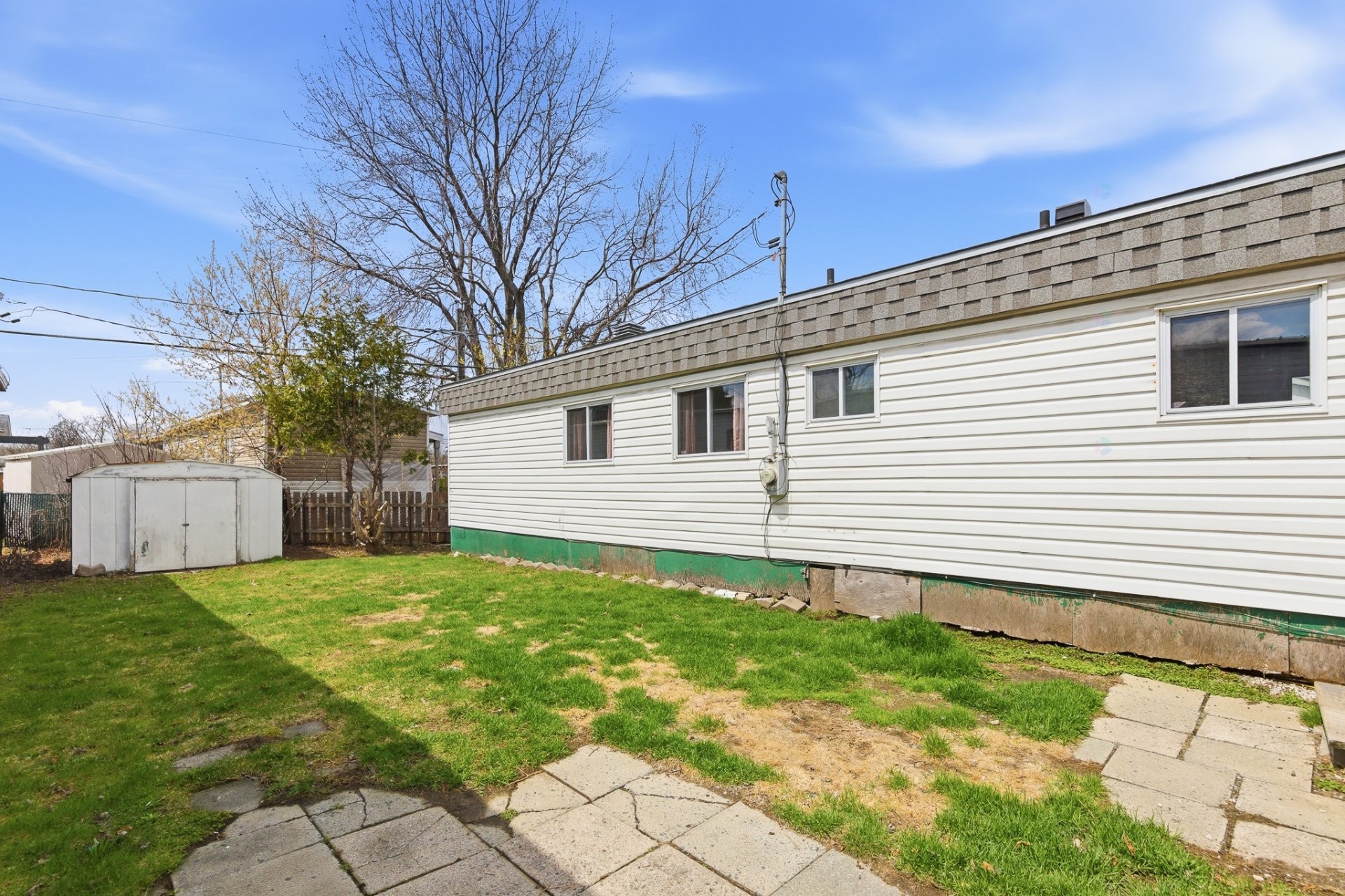 









37


4e Avenue O.

,
Gatineau (Gatineau),




QC
J8T4E4

