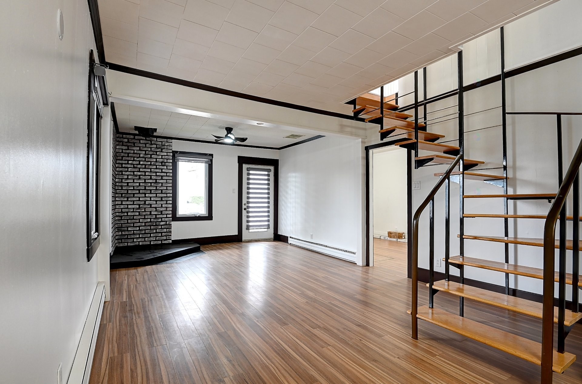 









4460


Rue Crépeau

,
Saint-Félix-de-Valois,




QC
J0K2M0

