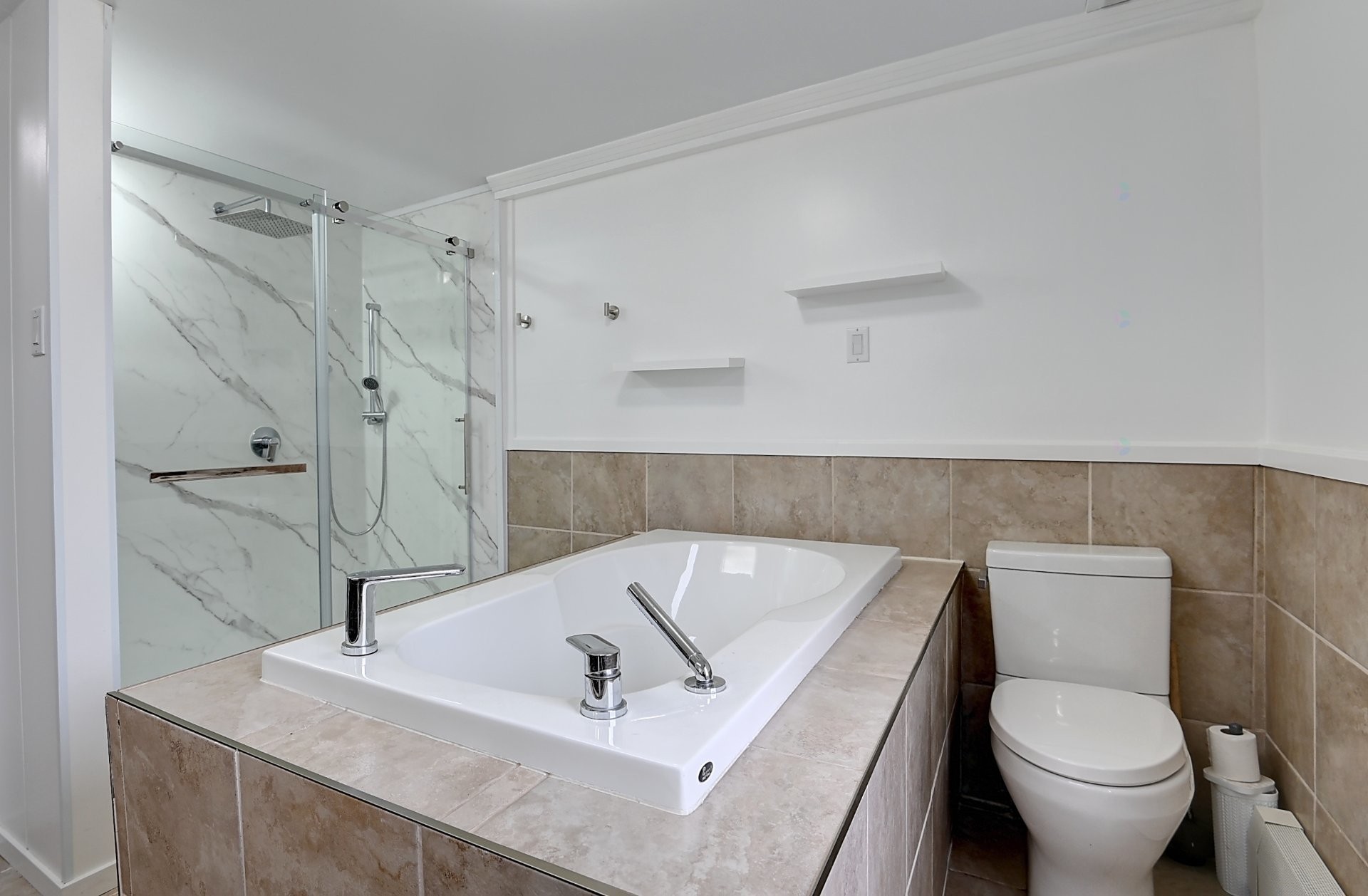 









4460


Rue Crépeau

,
Saint-Félix-de-Valois,




QC
J0K2M0

