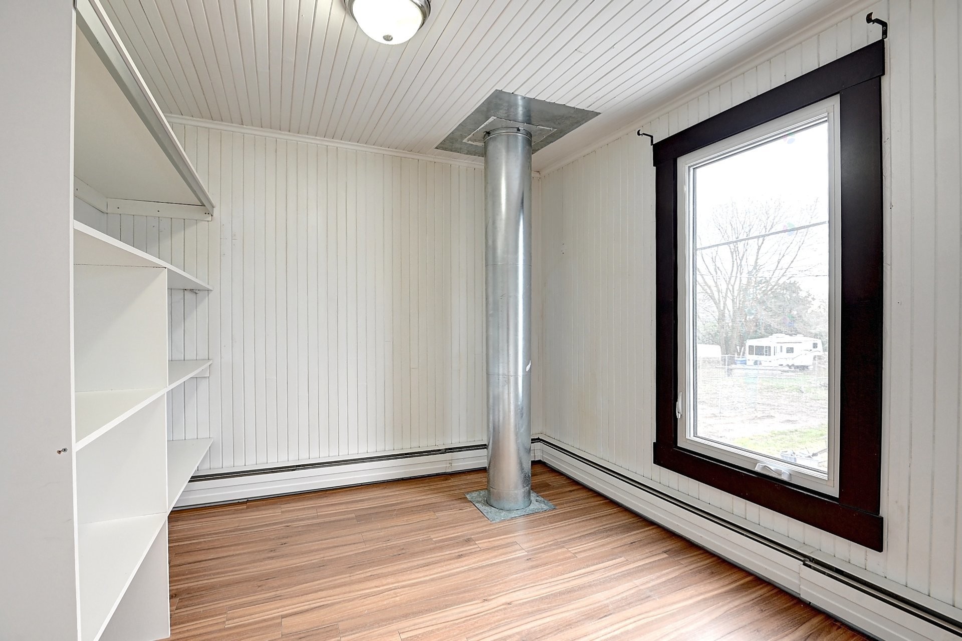 









4460


Rue Crépeau

,
Saint-Félix-de-Valois,




QC
J0K2M0

