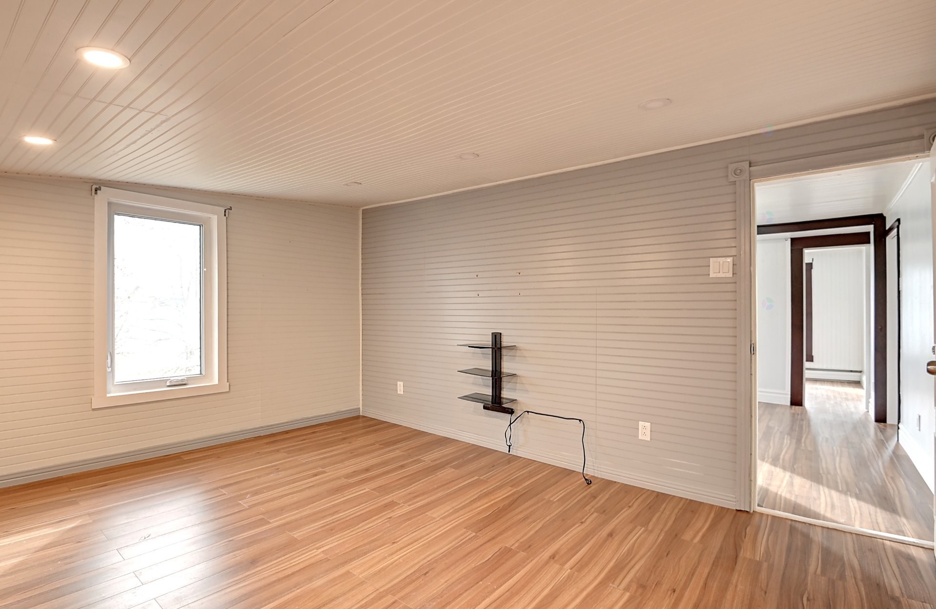 









4460


Rue Crépeau

,
Saint-Félix-de-Valois,




QC
J0K2M0

