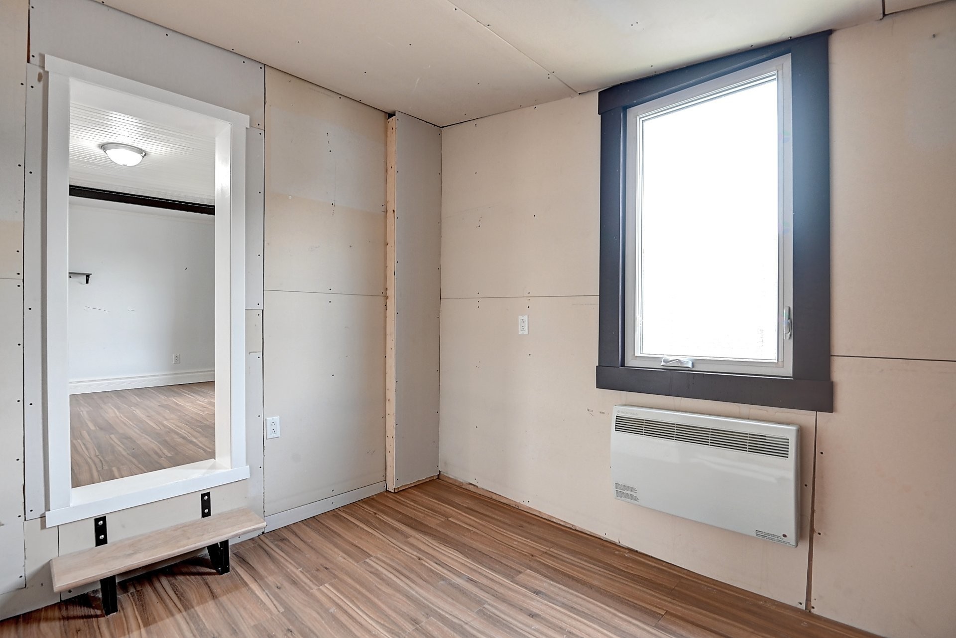 









4460


Rue Crépeau

,
Saint-Félix-de-Valois,




QC
J0K2M0

