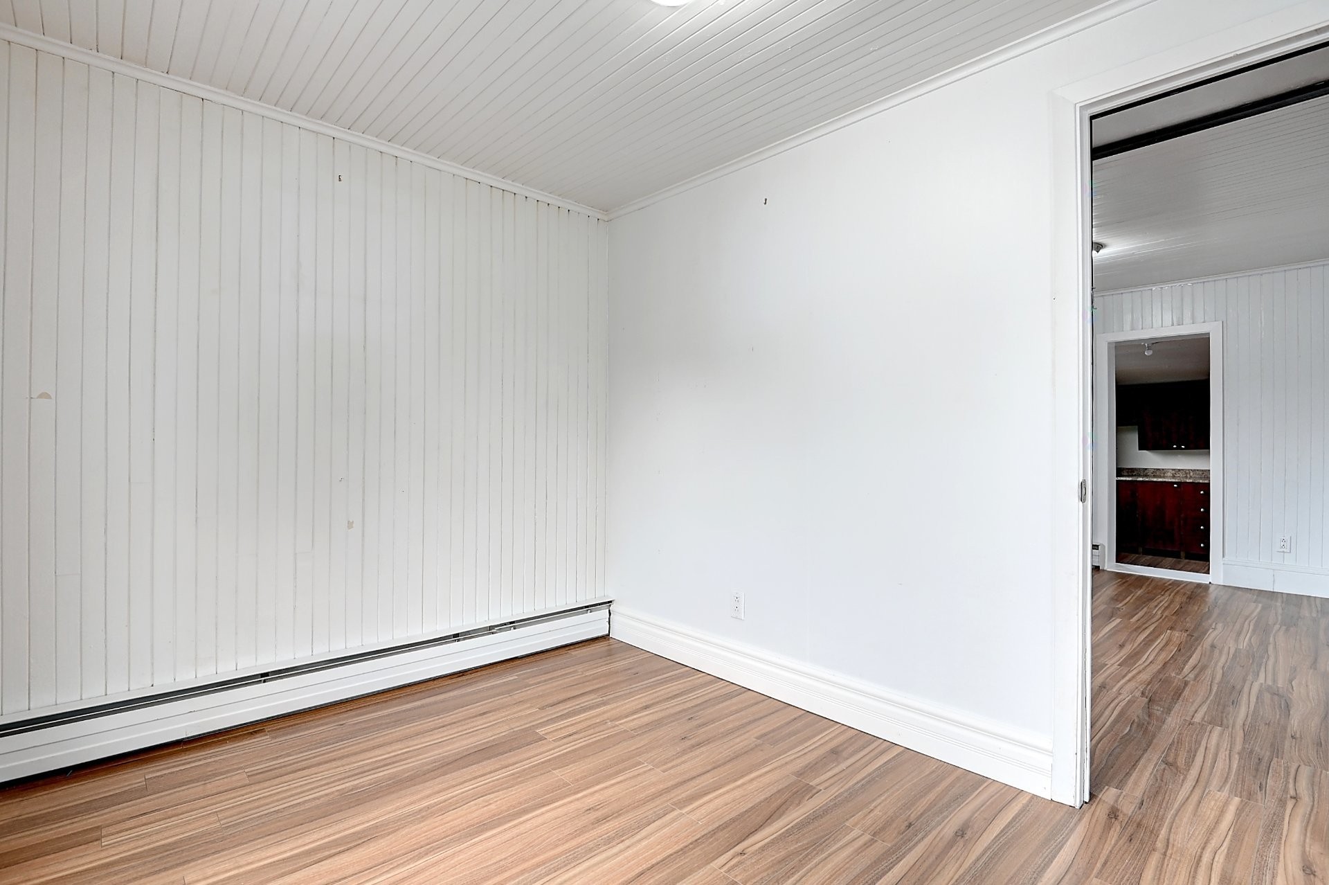 









4460


Rue Crépeau

,
Saint-Félix-de-Valois,




QC
J0K2M0

