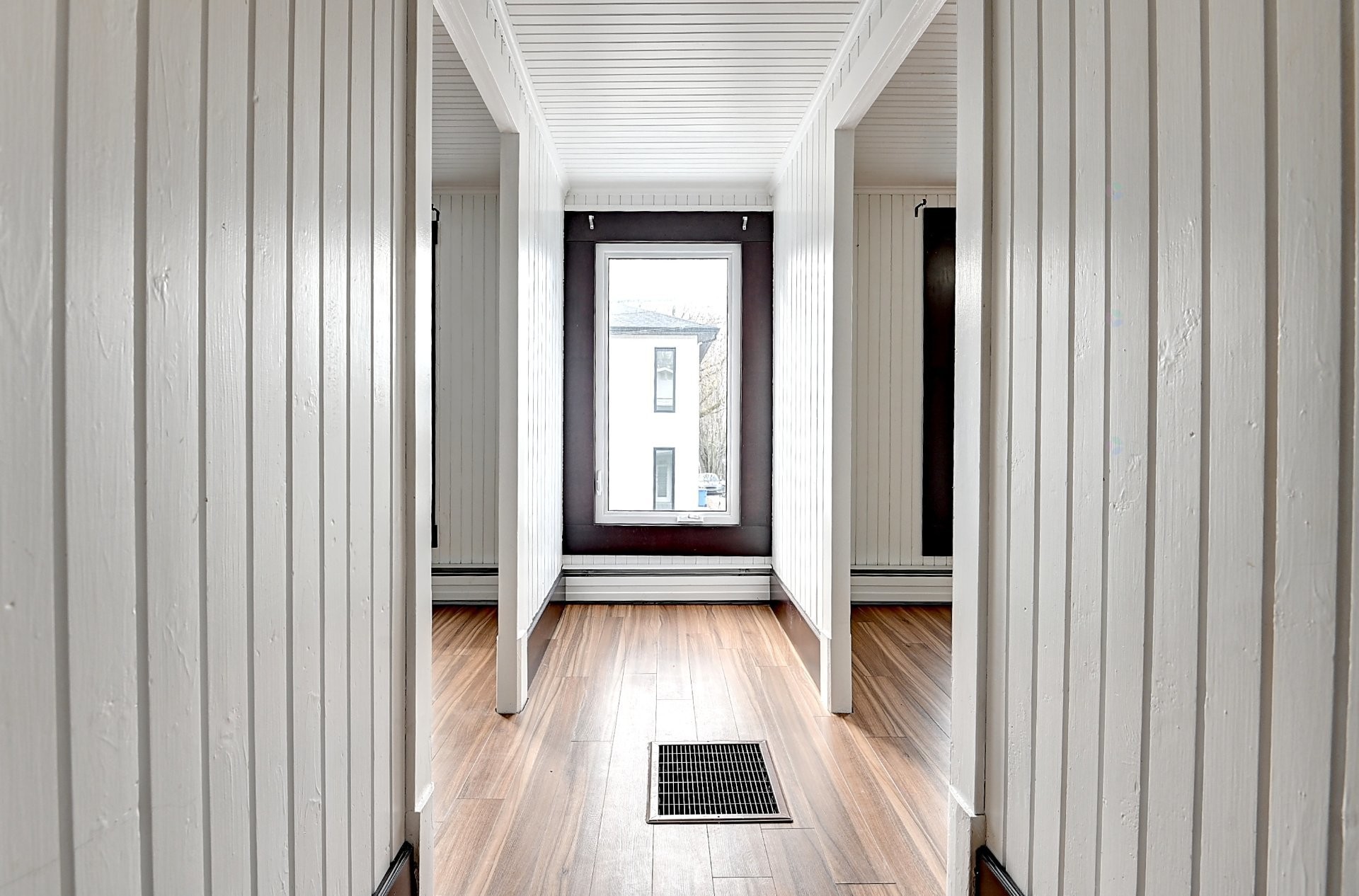 









4460


Rue Crépeau

,
Saint-Félix-de-Valois,




QC
J0K2M0

