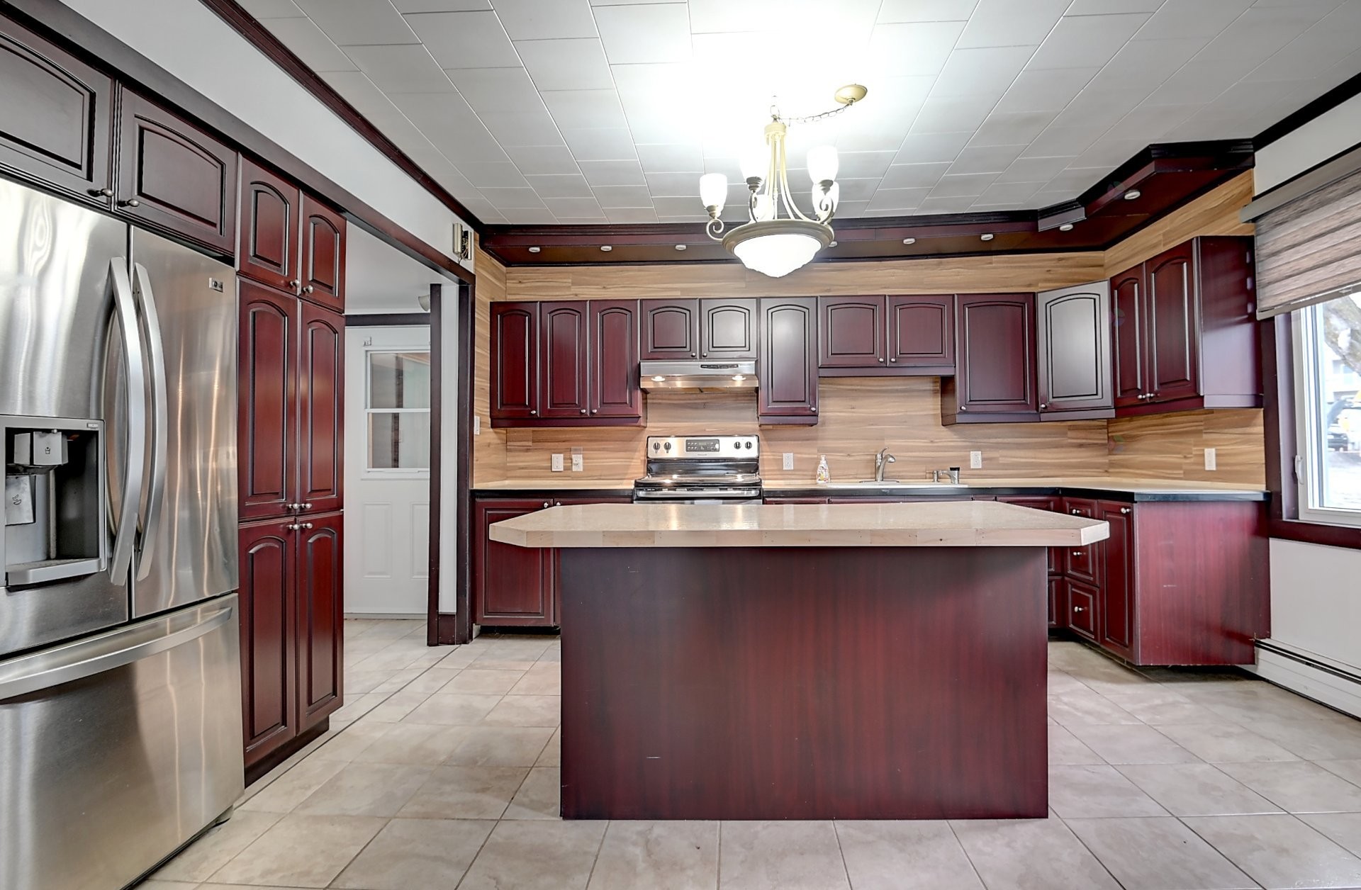 









4460


Rue Crépeau

,
Saint-Félix-de-Valois,




QC
J0K2M0

